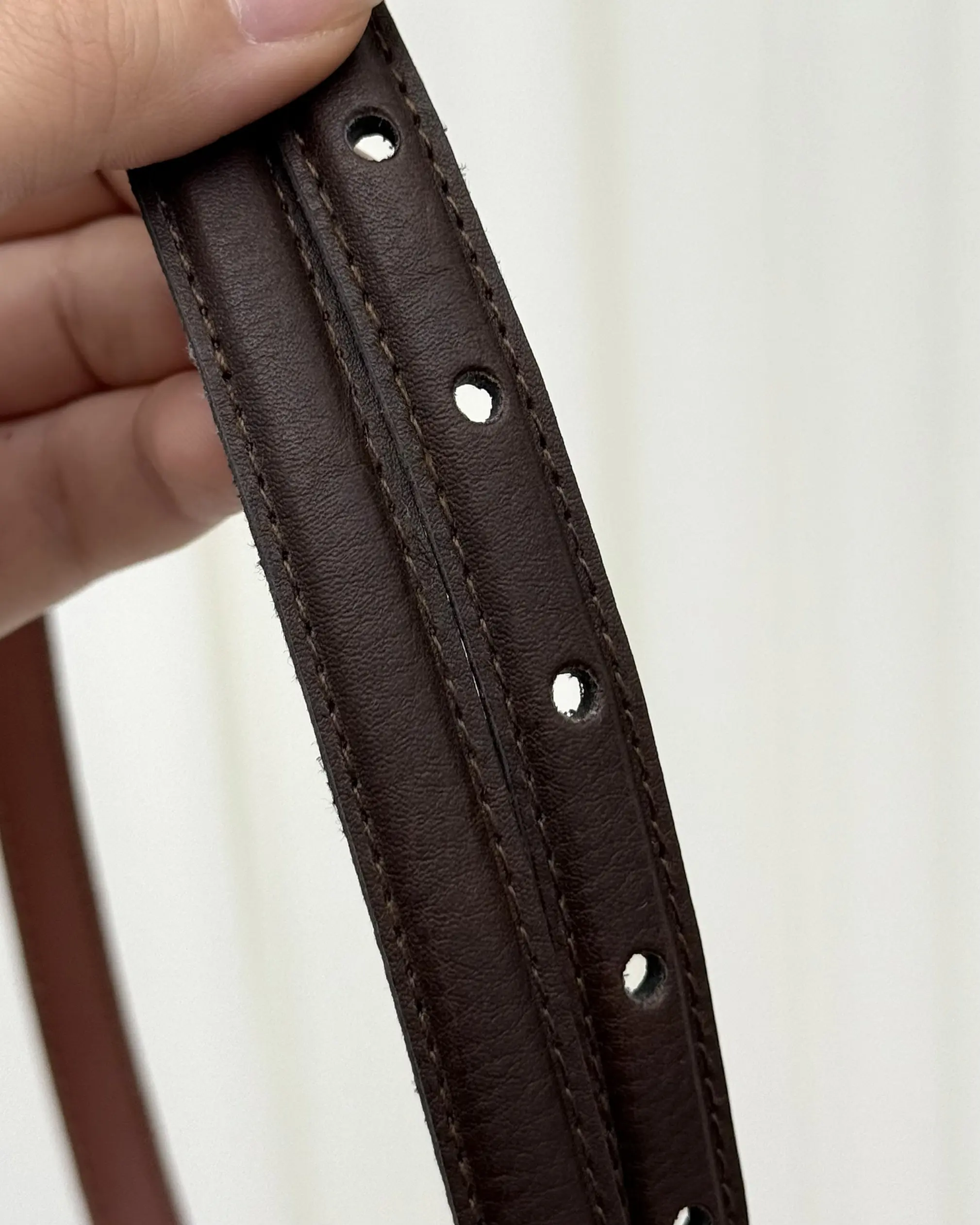 کمربند زنانه چرم سگک پاپیونی